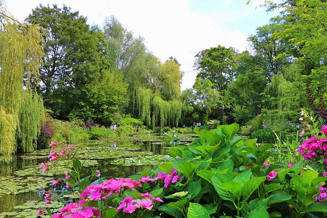 giverny-and-monets-garden-half-day-trip-from-paris