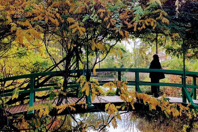 giverny-auvers-van-gogh-private-guided-day-tour-from-paris