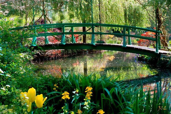 giverny-claude-monets-house-gardens-private-trip-2