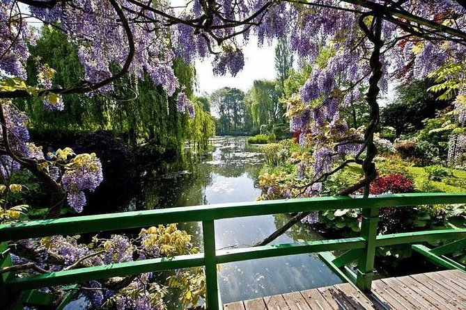 giverny-claude-monets-house-gardens-private-trip