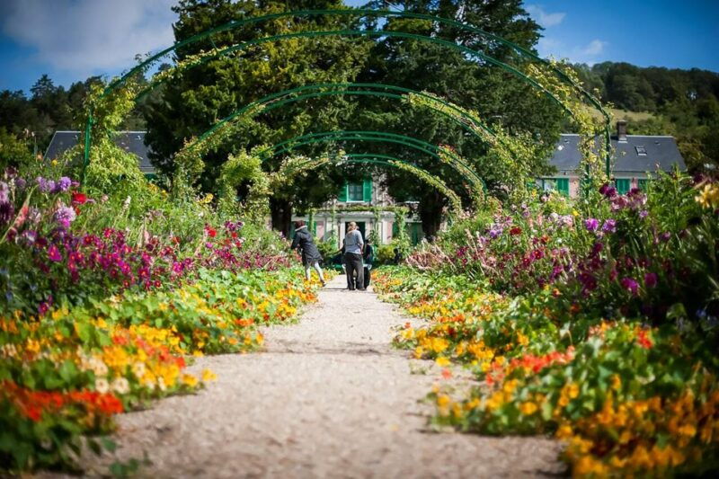 giverny-monets-house-and-gardens-guided-tour