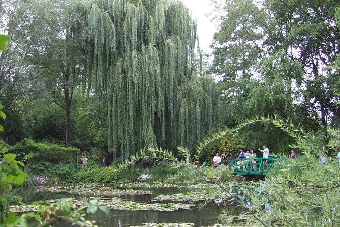 giverny-monets-house-gardens-small-group-tour-hotel-pick-up