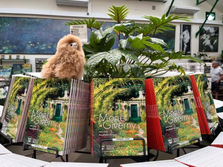 giverny-versailles-full-day-tour-by-comfort-car