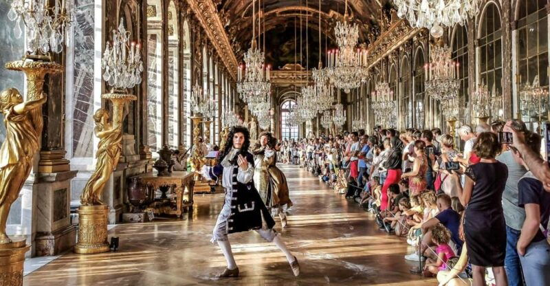 giverny-versailles-full-day-tour-by-luxury-car