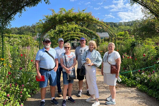 giverny-versailles-private-guided-tour-with-ticket-entry