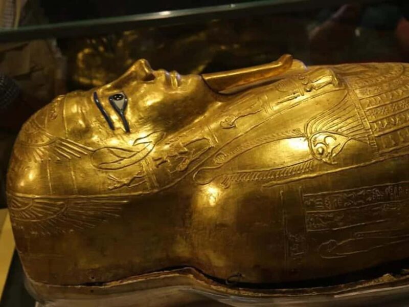 Giza: Pyramids, Museum of Civilization and Old Cairo, Bazaar - Pros & Cons Summary