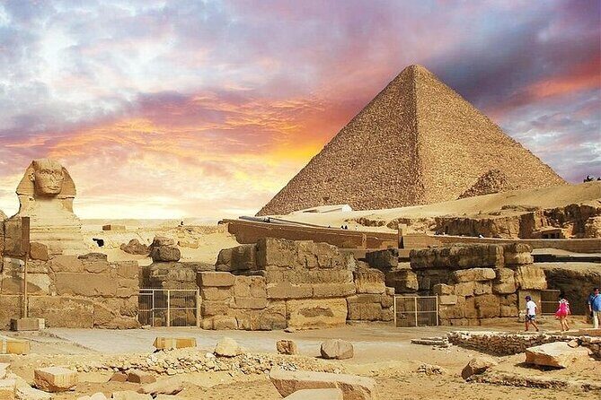 Giza Pyramids Sphinx and Egyptian Museum with Lunch Private Tour - Including and Excluding Aspects