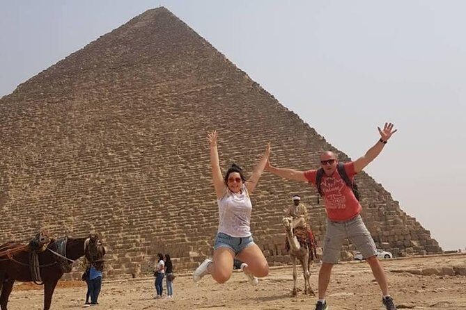 Giza Pyramids Sphinx Camel Ride Lunch with Camera Photographer - Lunch and Local Bazaars
