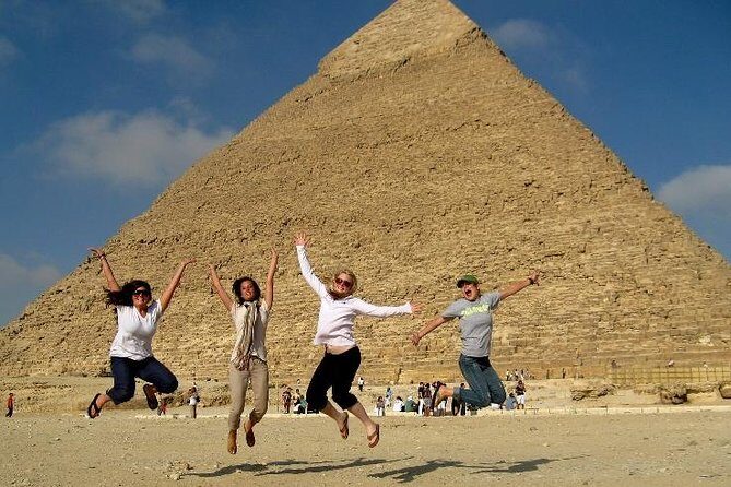 Giza Pyramids, Sphinx, Egyptian Museum & khan el khalili Bazaar - What the Reviews Say