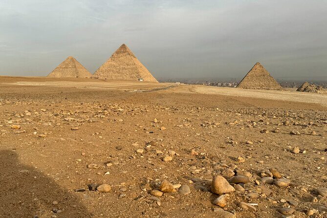 Giza Pyramids & Sphinx with Wi Fi & special Gift - Who Should Consider This Tour?