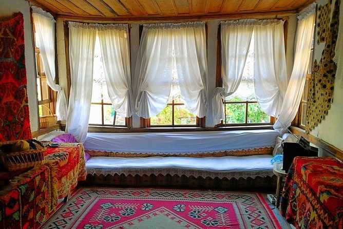 gjirokastra-day-tour-from-tirana