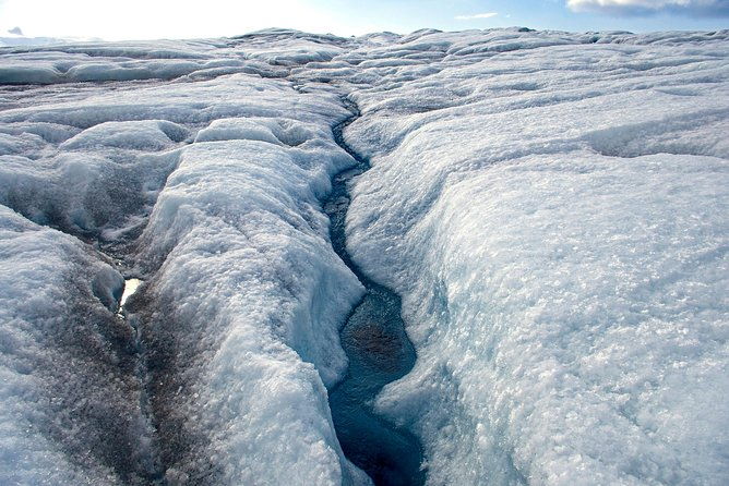 glacier-hike-summer-treasure-glacier-discovery