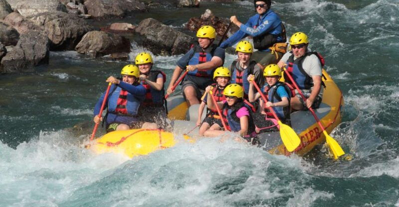 glacier-national-park-full-day-whitewater-rafting-trip