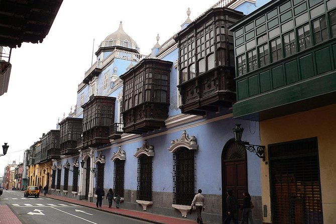 glamorous-casa-aliaga-pisco-tasting