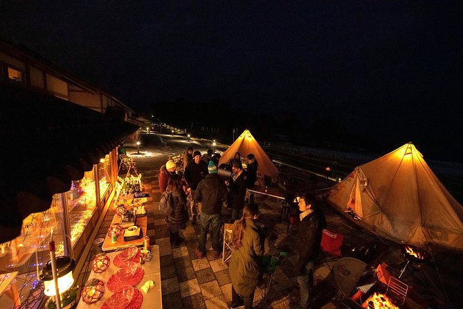 glamping-on-natural-lawn-at-tanesashi-coast