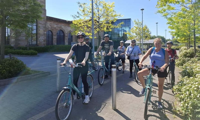 Glasgow: City, Green spaces and Clyde Bridges Bike Tour - An Introduction to the Glasgow Bike Tour