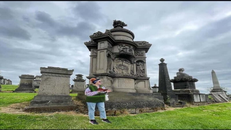 Glasgow Necropolis: Private Tour with Local Guide - Introduction