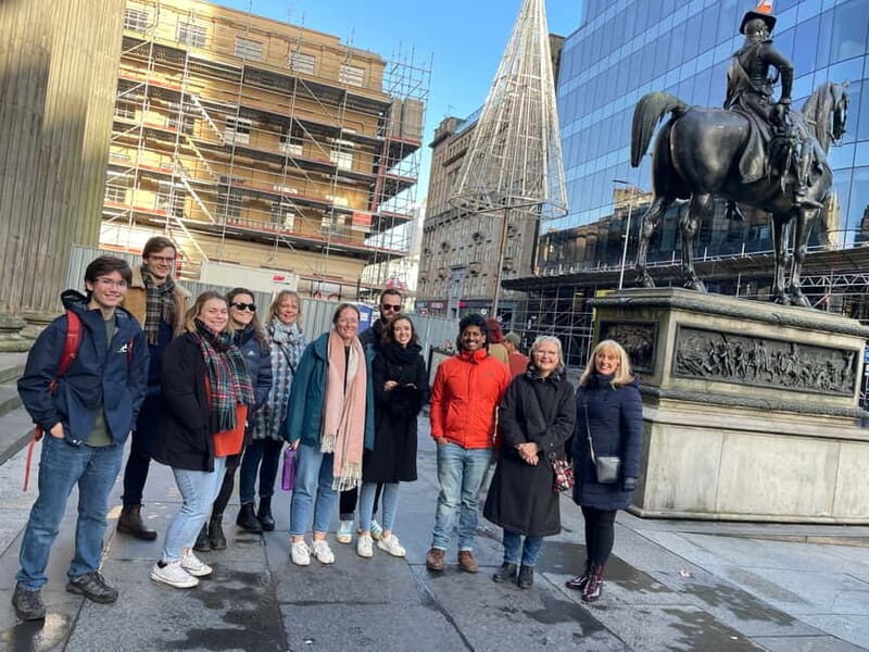 Glasgow: Walk The streets with a professional actor as guide - In-Depth Review of the Glasgow Walking Tour