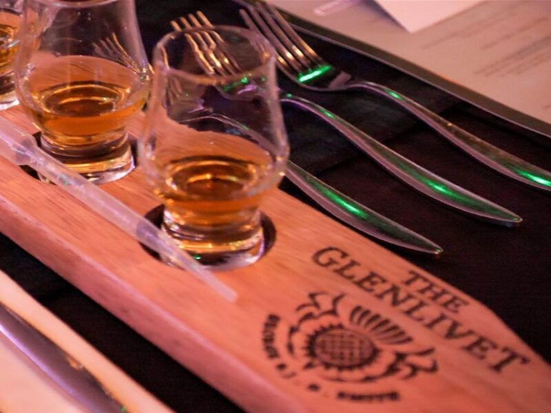 glasgow-whisky-flight-at-contemporary-scottish-venue