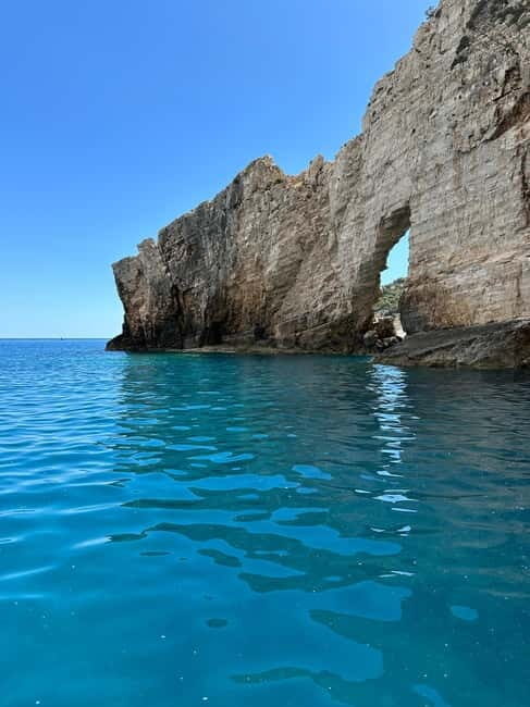 Glass boat cruises to spot turtles - Practical Tips for Tour Day
