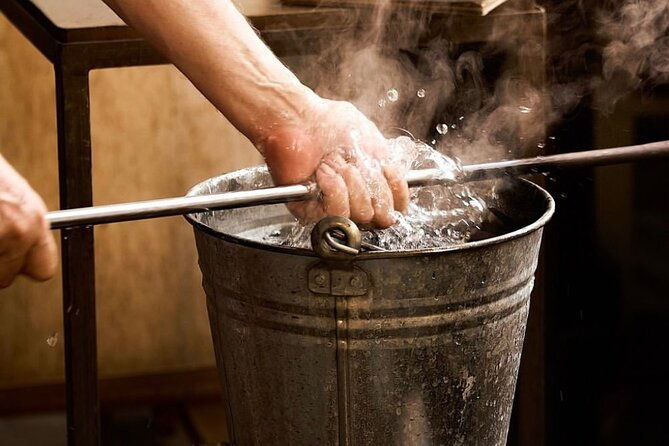 glass-factory-with-exclusive-boat-and-private-guide