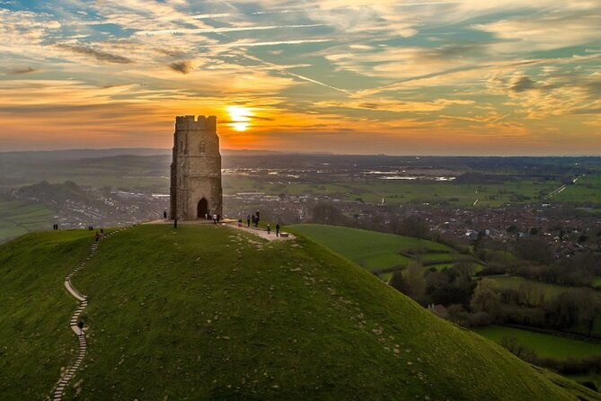 glastonbury-wells-cathedral-cheddar-gorge-day-trip-from-bath