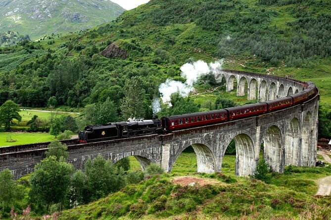 glencoe-glenfinnan-private-day-tour-with-scottish-local