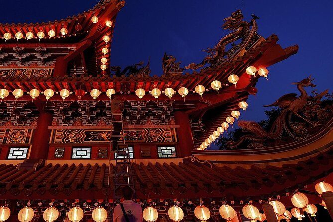 Glittering Night: KLCC Lake Symphony & River of Life Tour from KL - FAQ