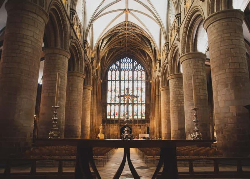 Gloucester Cathedral: Highlights Tour - Key Points