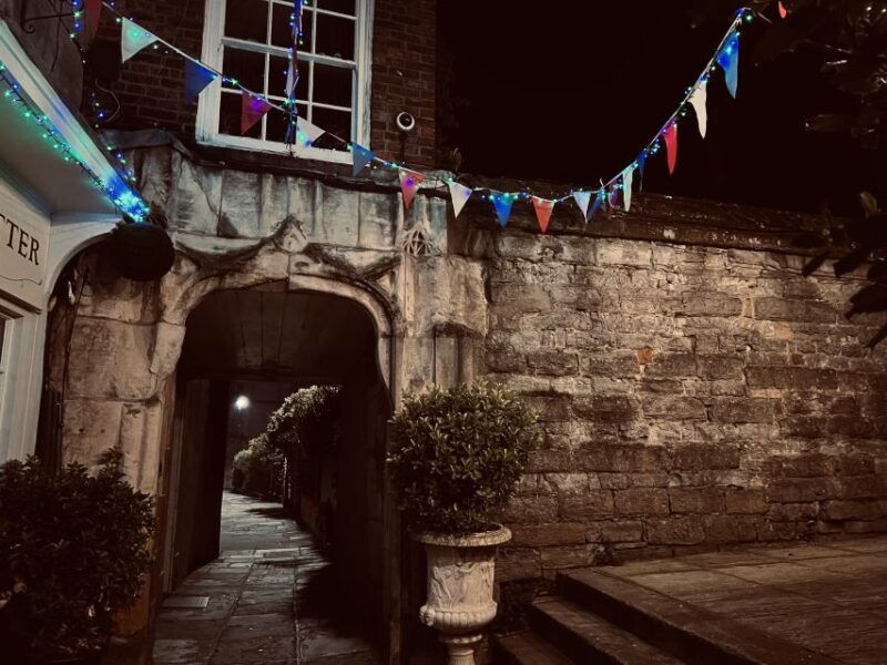 gloucester-ghost-themed-guided-walking-tour