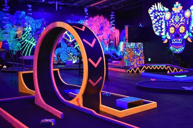 Glow in the Dark Mini Golf in Queenstown - Glow in the Dark Mini Golf in Queenstown: A Bright but Mixed Experience