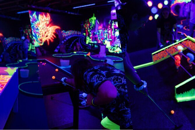 Glow in the Dark Mini Golf in Queenstown - Who Should Consider This Experience?