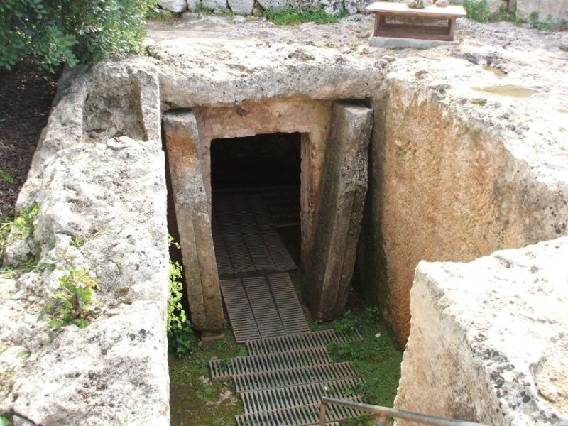 gnatia-ruins-and-archaeological-museum-private-guided-tour