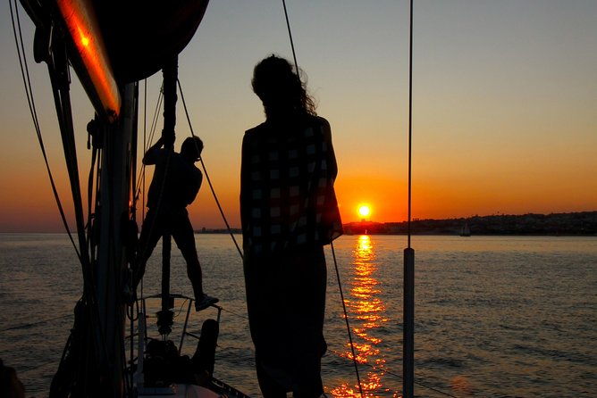 go-sailing-lisbon-sailing-tour-2
