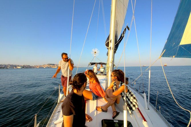 go-sailing-lisbon-sailing-tour-2