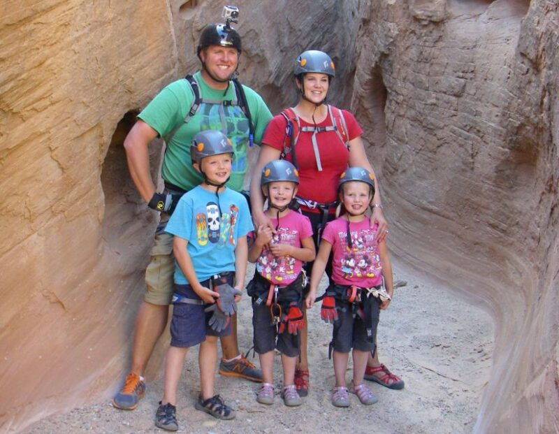 goblin-valley-state-park-4-hour-canyoneering-adventure