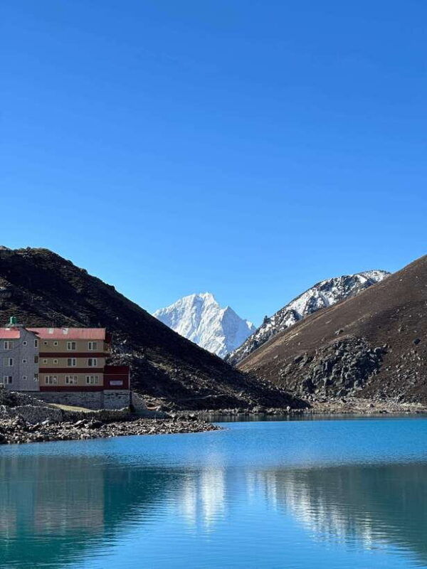 gokyo-valley-circuit-trek-13-days