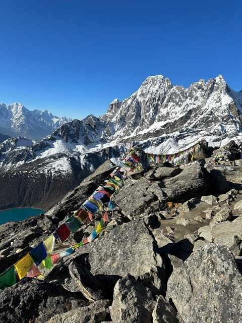 gokyo-valley-circuit-trek-13-days