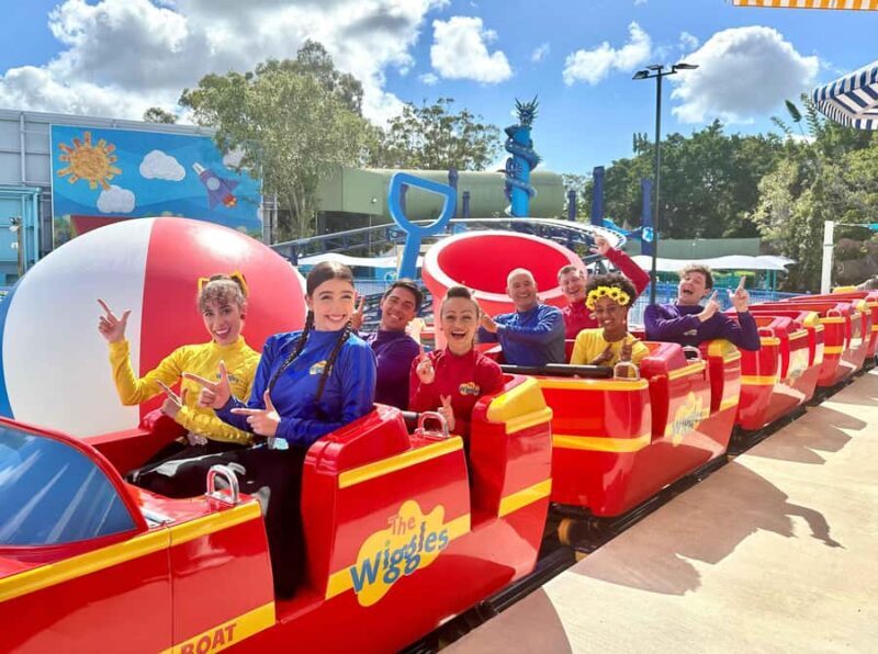 Gold Coast: 2-Day Dreamworld, WhiteWater World + SkyPoint - Key Points