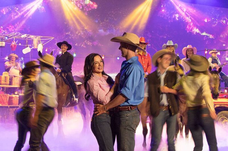 Gold Coast: Australian Outback Spectacular Dinner & Show - Who Will Love This?