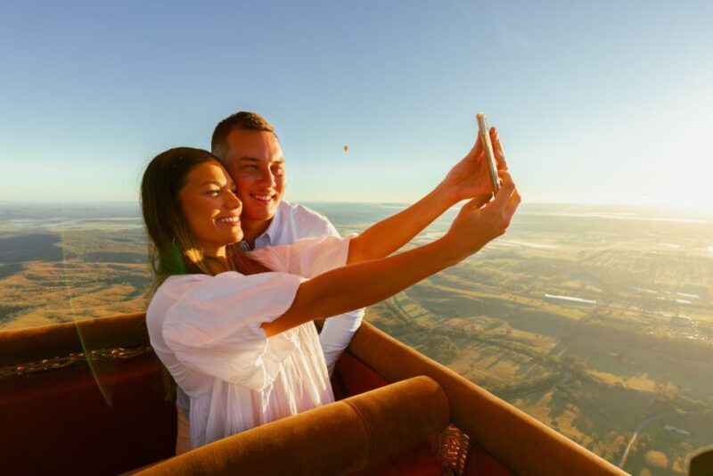 Gold Coast: Hot Air Balloon Flight and Vineyard Breakfast - The Sum Up