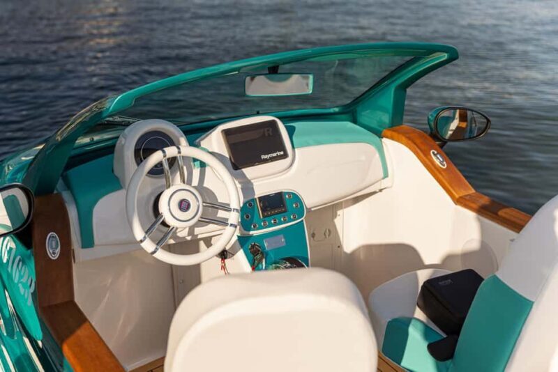 Gold Coast: Luxury Boat Tour - Comparing to Other Experiences