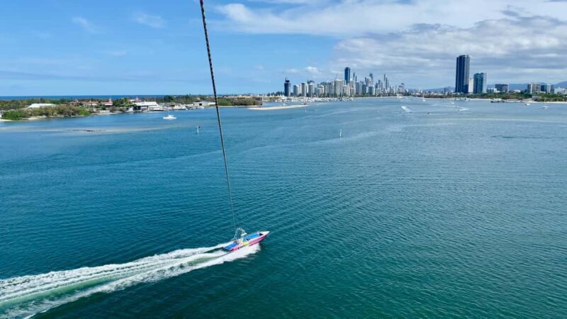 Gold Coast: Parasailing in Surfers Paradise with Free Photos - Key Points