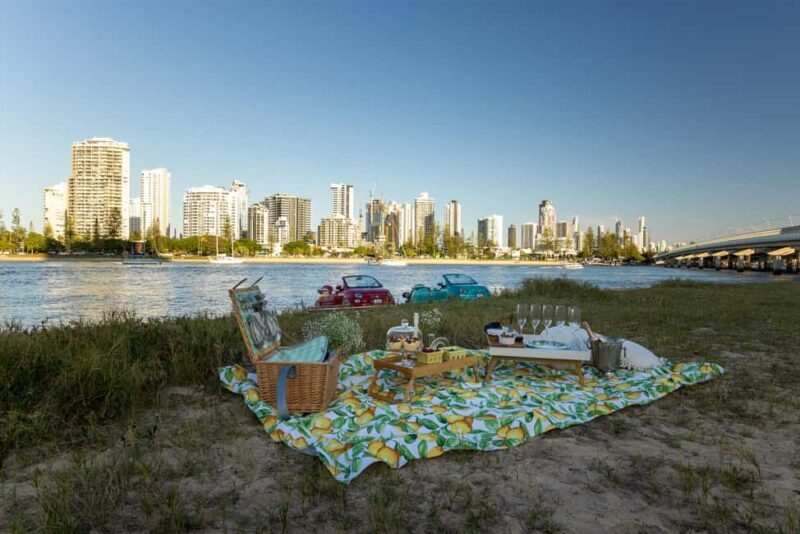 Gold Coast: Private Sunset Skippered Tour - Key Points