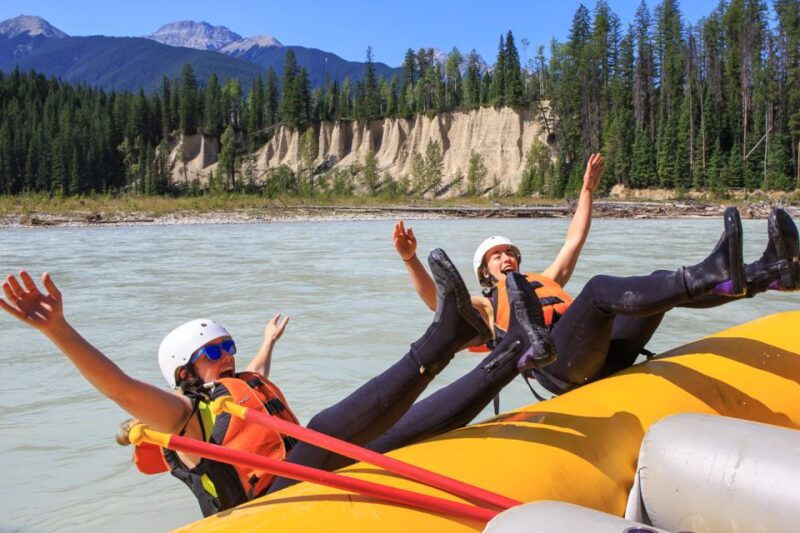 golden-bc-kicking-horse-river-family-rafting-with-lunch