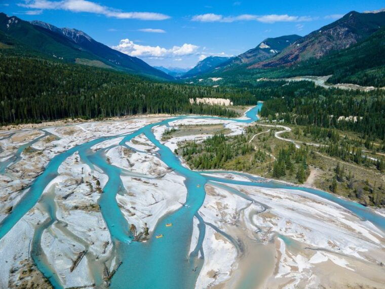 golden-bc-kicking-horse-river-whitewater-raft-experience