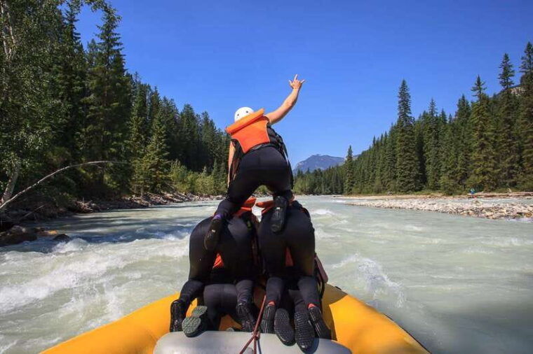 golden-bc-kicking-horse-river-whitewater-raft-experience