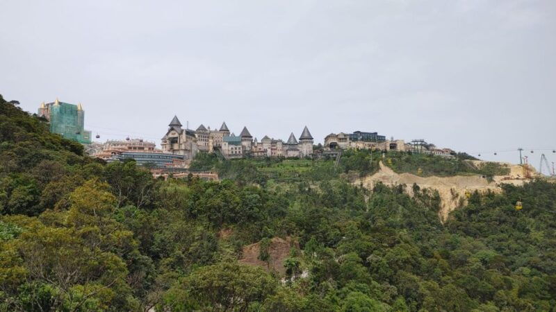 golden-bridge-ba-na-hills-my-son-holyland-private-tour