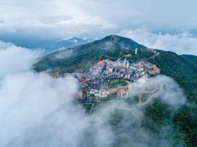 golden-bridge-ba-na-hills-small-group-from-hoi-an-da-nang-2
