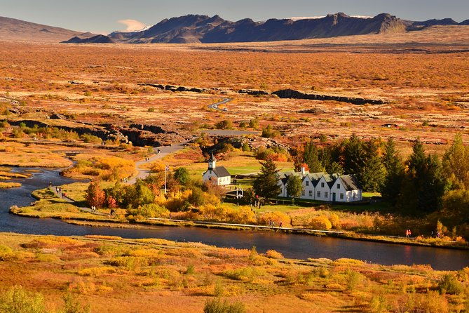 golden-circle-and-secret-lagoon-small-group-tour-from-reykjavik